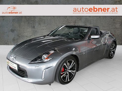 Nissan 370 Z Roadster Pack bei Autohaus Ebner in 