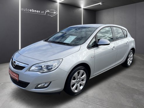Opel Astra 1,4 Turbo Ecotec Edition Flotte bei Autohaus Ebner in 