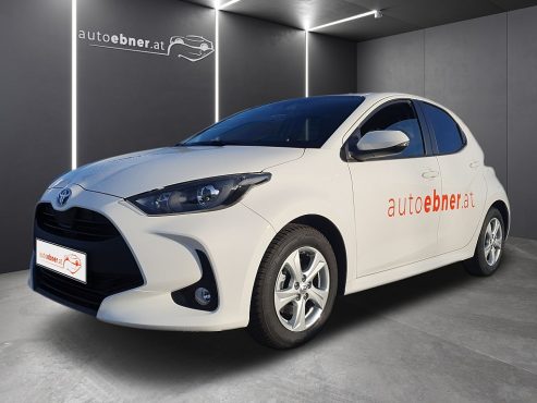 Toyota Yaris 1,5 VVT-i Hybrid Active Drive bei Autohaus Ebner in 