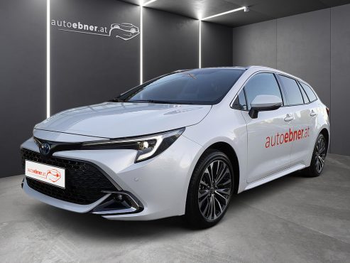 Toyota Corolla 1,8 Hybrid Touring Sports Active Drive bei Autohaus Ebner in 