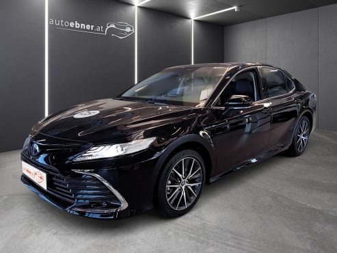 Toyota Camry 2,5 Hybrid Lounge Aut. bei Autohaus Ebner in 