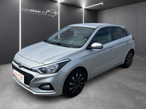 Hyundai i20 1,25 Level 2 Plus bei Autohaus Ebner in 
